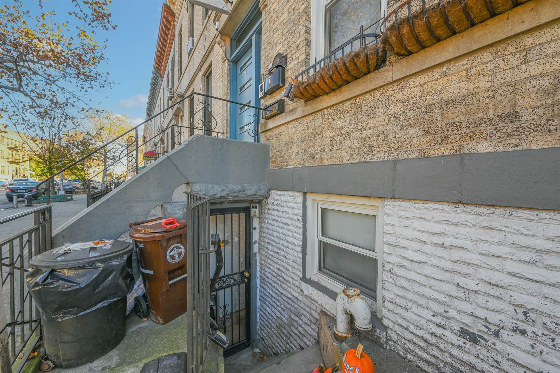 31-04 Snyder Ave, Brooklyn, NY 11226