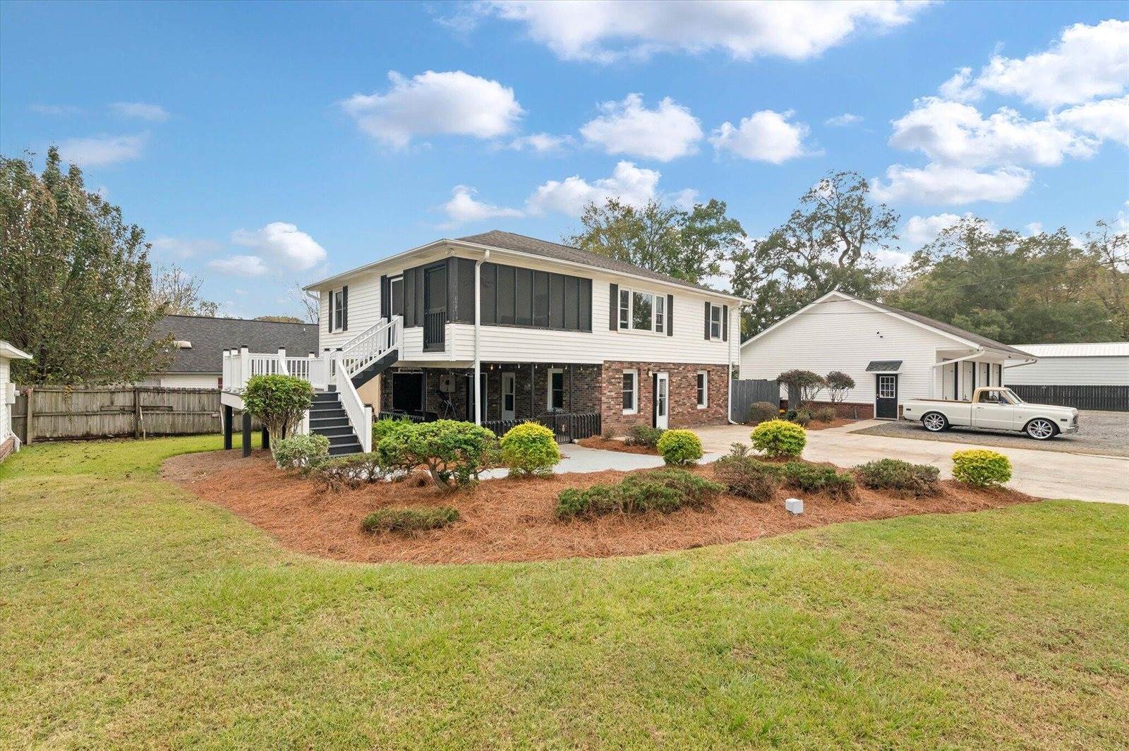 3915 Ladson Road, Ladson, SC 29456