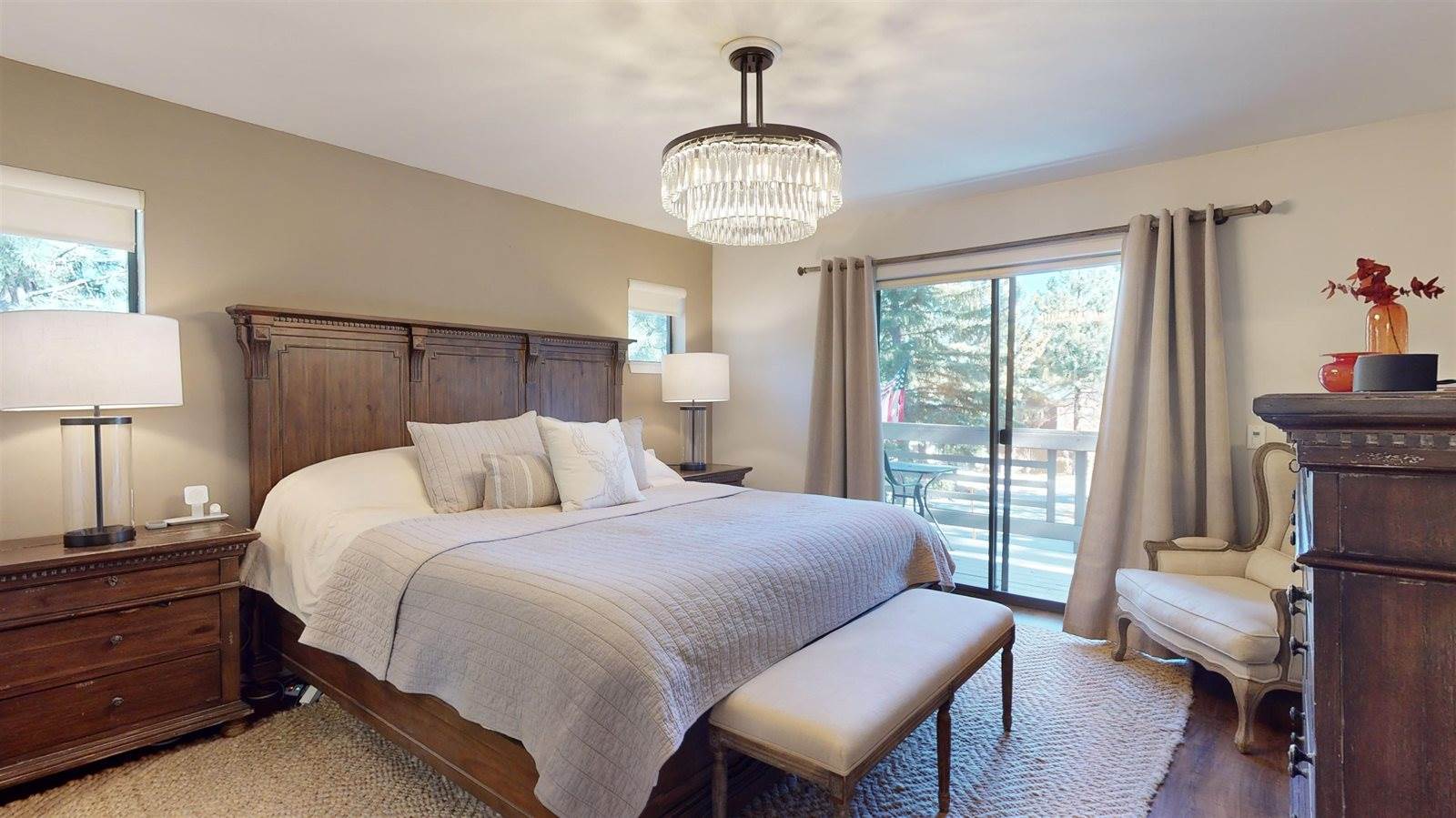 113 Trails End Rd., Mammoth Lakes, CA 93546