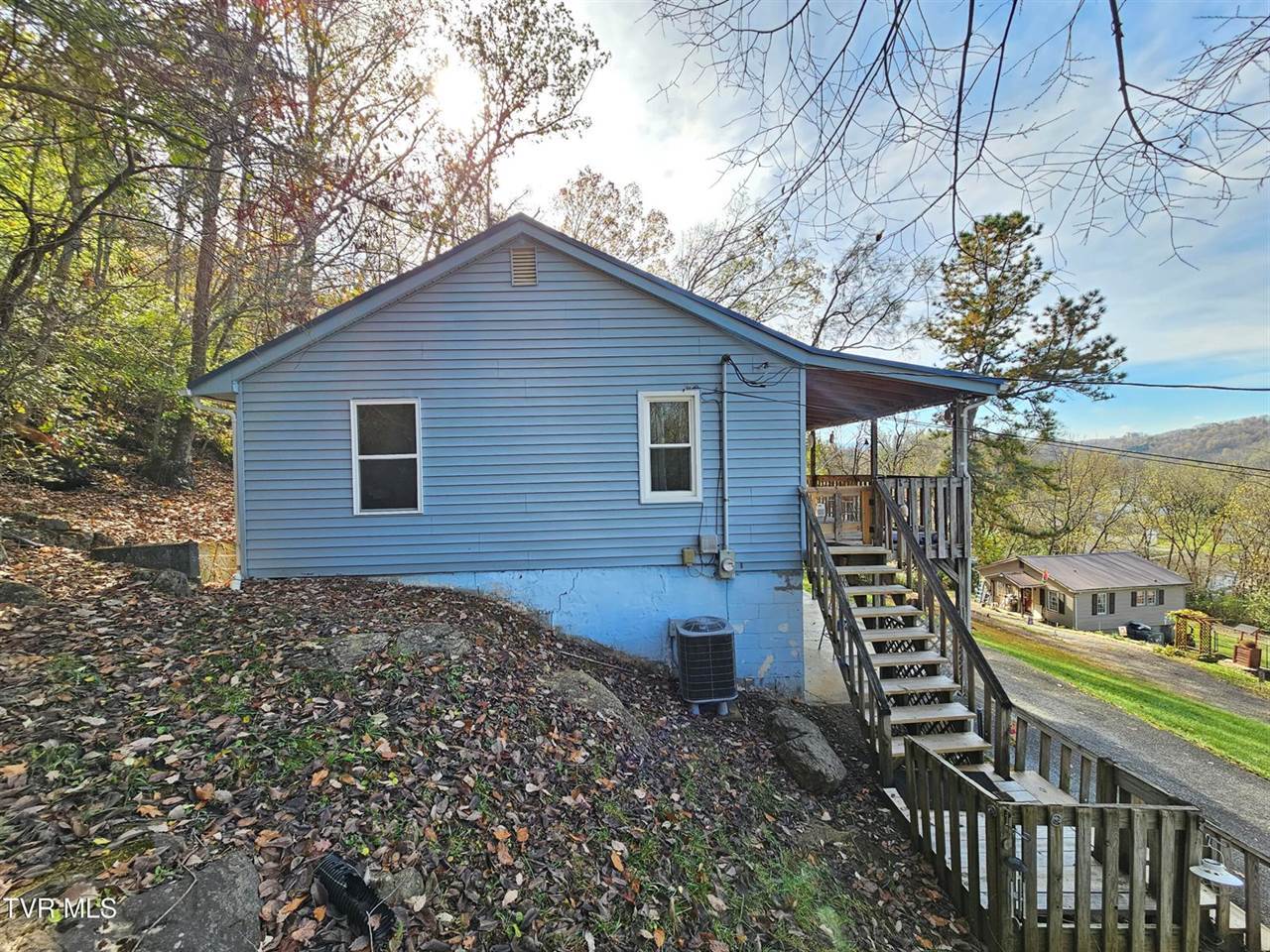 1000 Charlie Street, Elizabethton, TN 37643