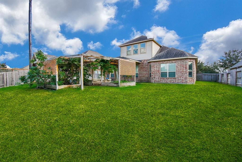 2210 Summer Gardens Lane, Katy, TX 77493