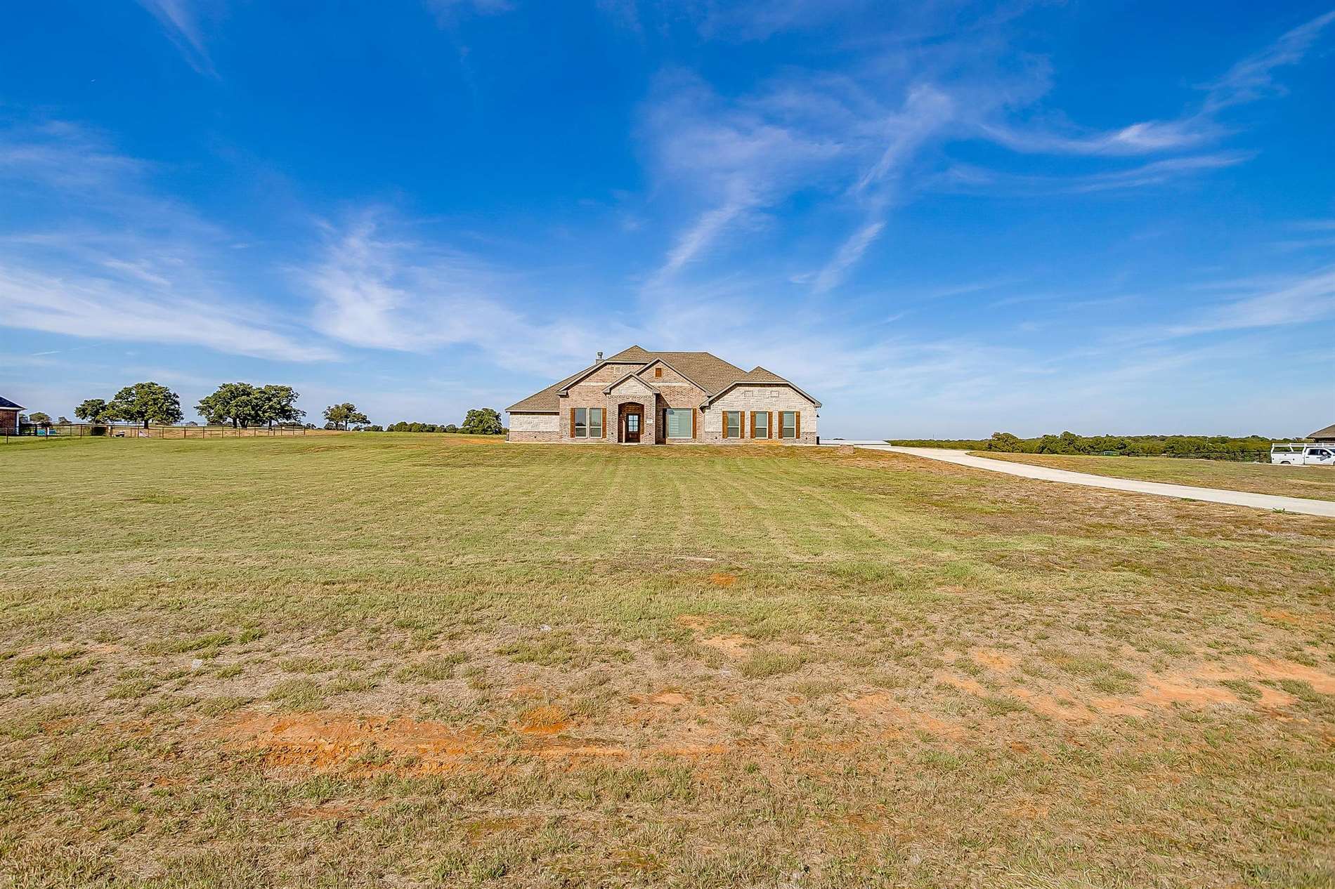 1021 Monarch Court, Poolville, TX 76487