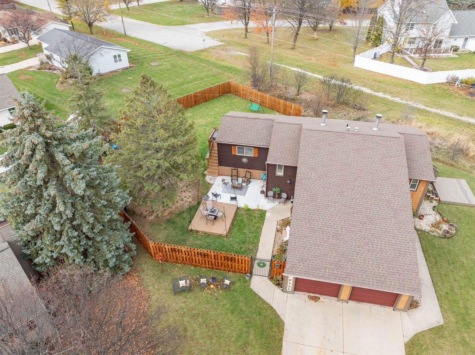 833 Manitowish Place, De Pere, WI 54115