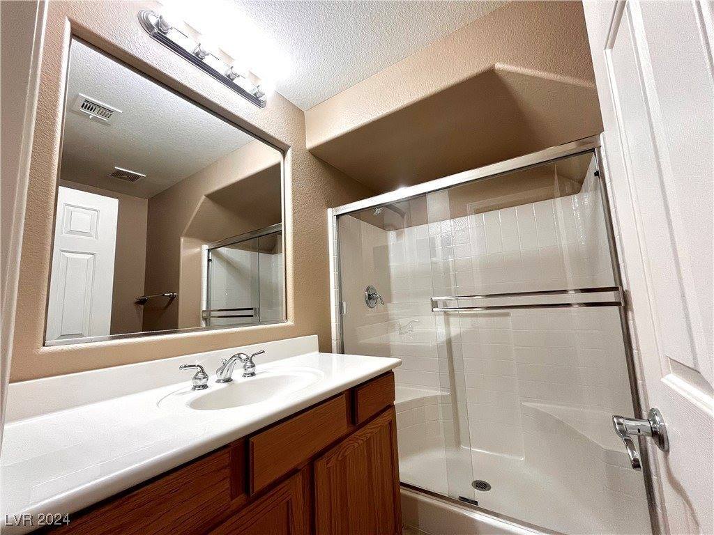 9115 Cedar Door Avenue, Las Vegas, NV 89148