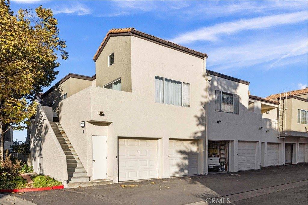 24485 Valle Del Oro, #202, Newhall, CA 91321