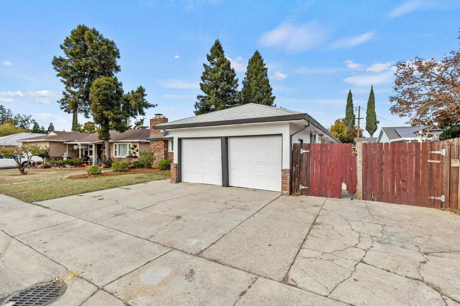 949 B Street, Yuba City, CA 95991