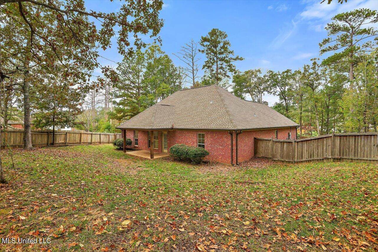 400 Castlewoods Boulevard, Brandon, MS 39047