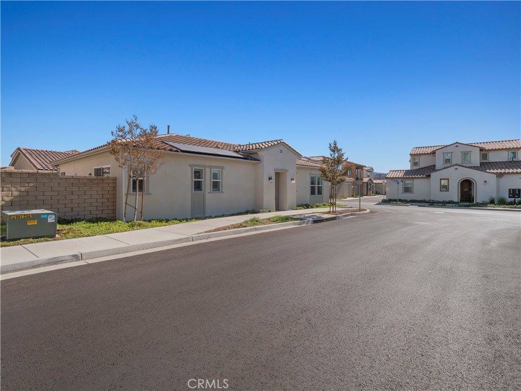 20557 Galloway Drive, Saugus, CA 91350