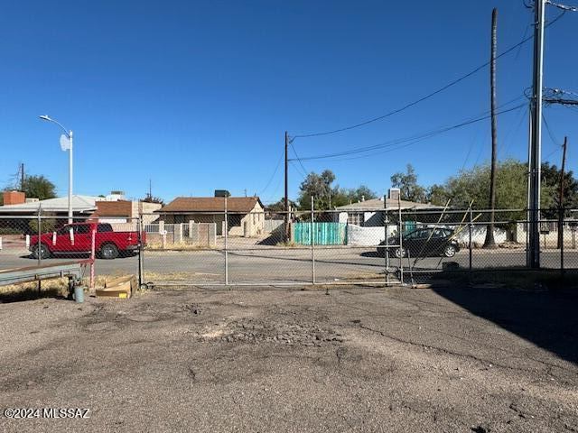 3425 South 12Th Avenue, Tucson, AZ 85713