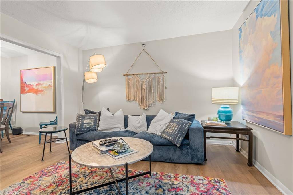 2235-A Shadow Valley Road, High Point, NC 27265