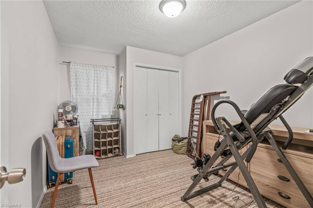 2235-A Shadow Valley Road, High Point, NC 27265