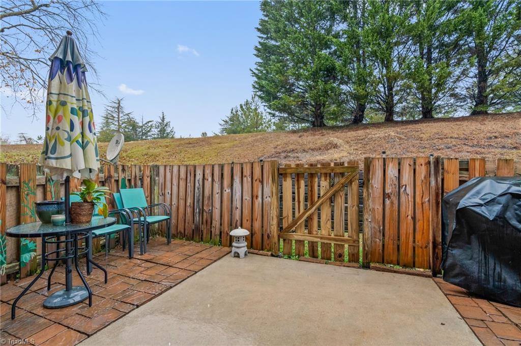 2235-A Shadow Valley Road, High Point, NC 27265