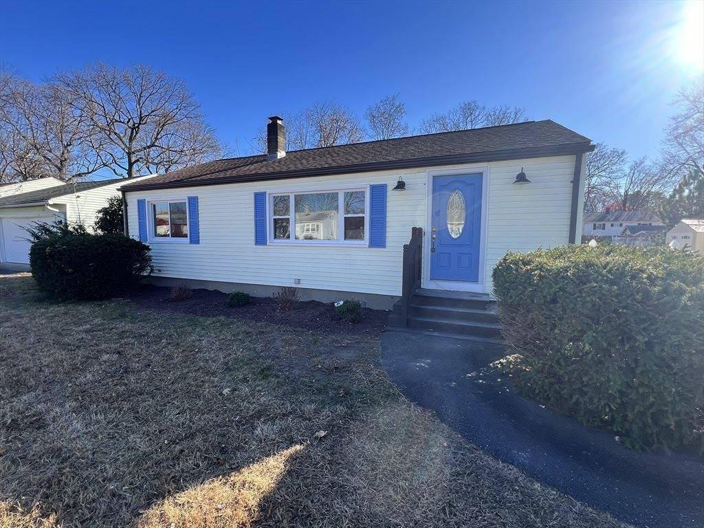 43 Falmouth Rd, Chicopee, MA 01020