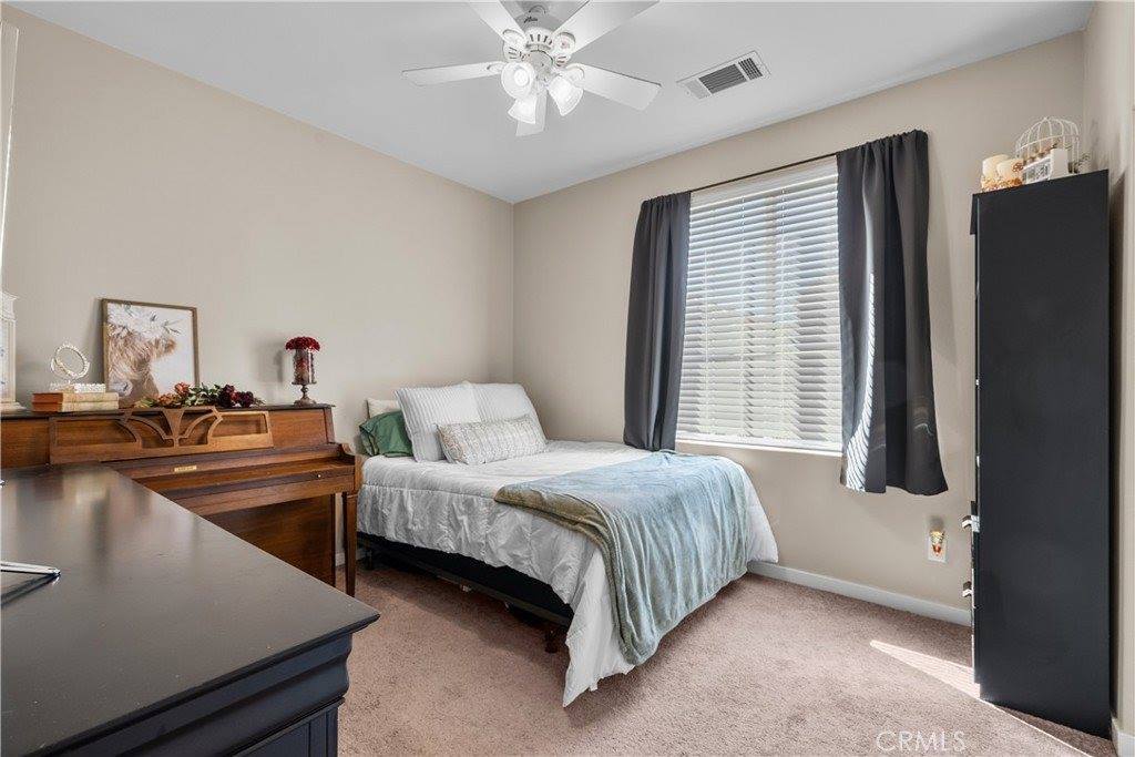 28516 Songbird Way, Saugus, CA 91350