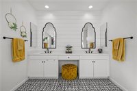 28516 Songbird Way, Saugus, CA 91350