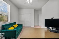 28516 Songbird Way, Saugus, CA 91350