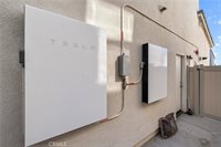 28516 Songbird Way, Saugus, CA 91350