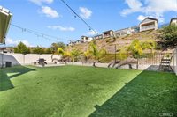 28516 Songbird Way, Saugus, CA 91350