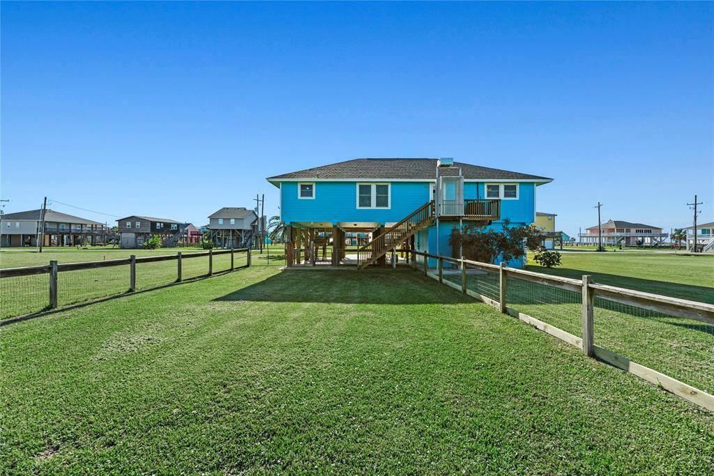 117 South Verdia Drive, Crystal Beach, TX 77650