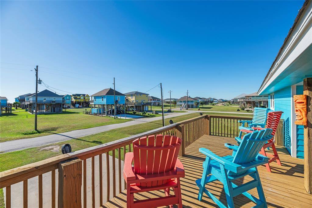 117 South Verdia Drive, Crystal Beach, TX 77650