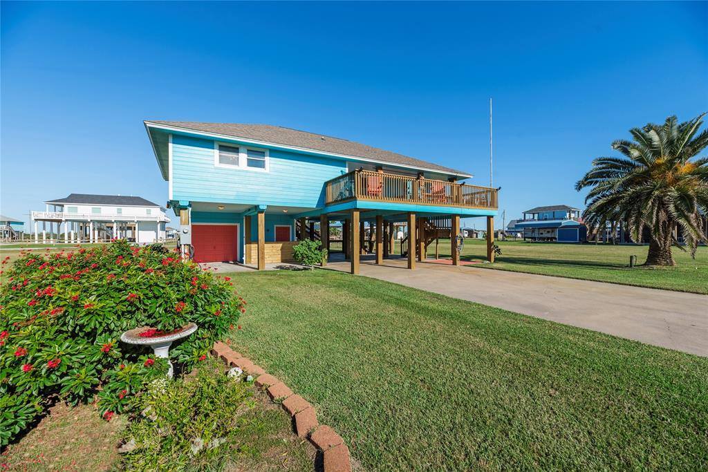 117 South Verdia Drive, Crystal Beach, TX 77650