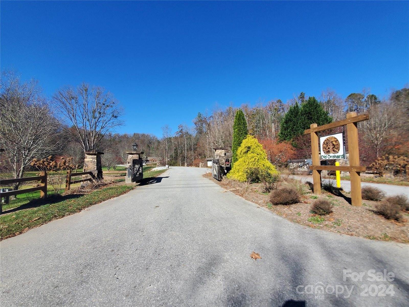 336 Falling Leaves Lane, #41, Hendersonville, NC 28792