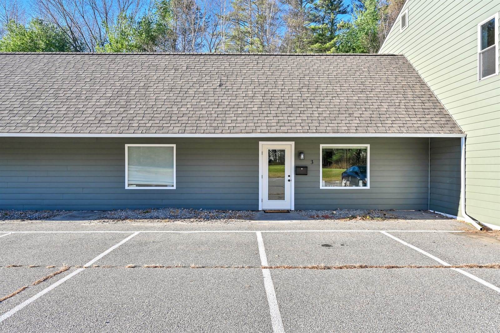 675 Western Avenue, Manchester, ME 04351