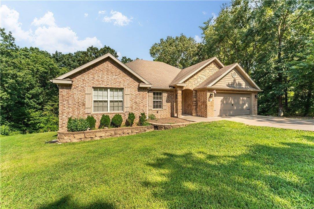 2 Inez Circle, Bella Vista, AR 72715