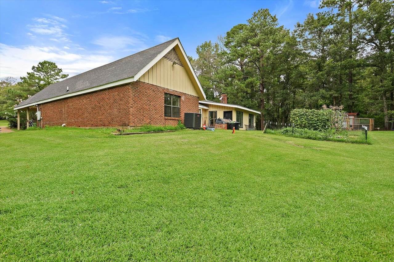 130 Jodean Dr, Raymond, MS 39154