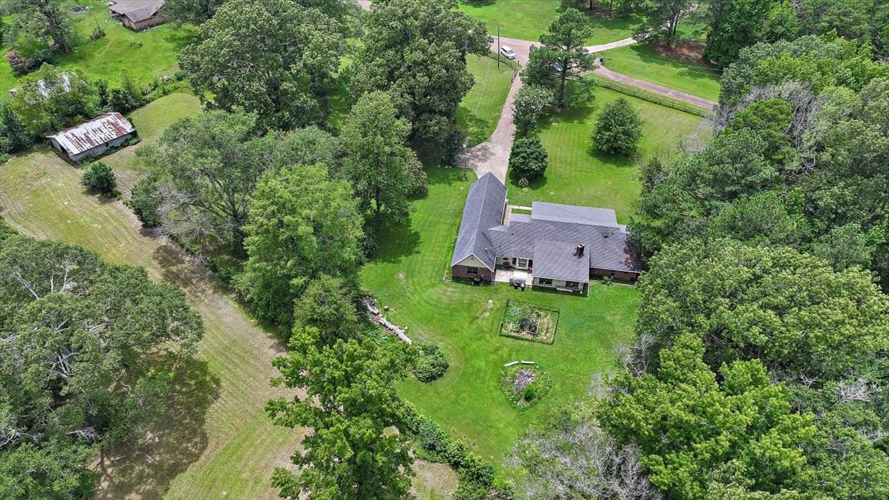 130 Jodean Dr, Raymond, MS 39154