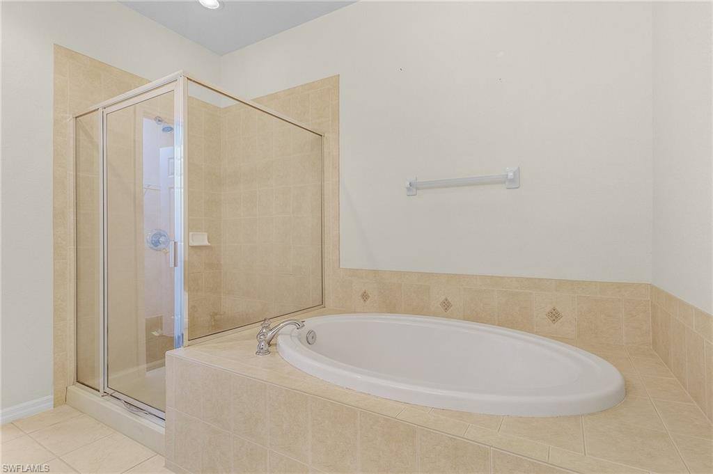 14961 Reflection Key Cir, #433, Fort Myers, FL 33907