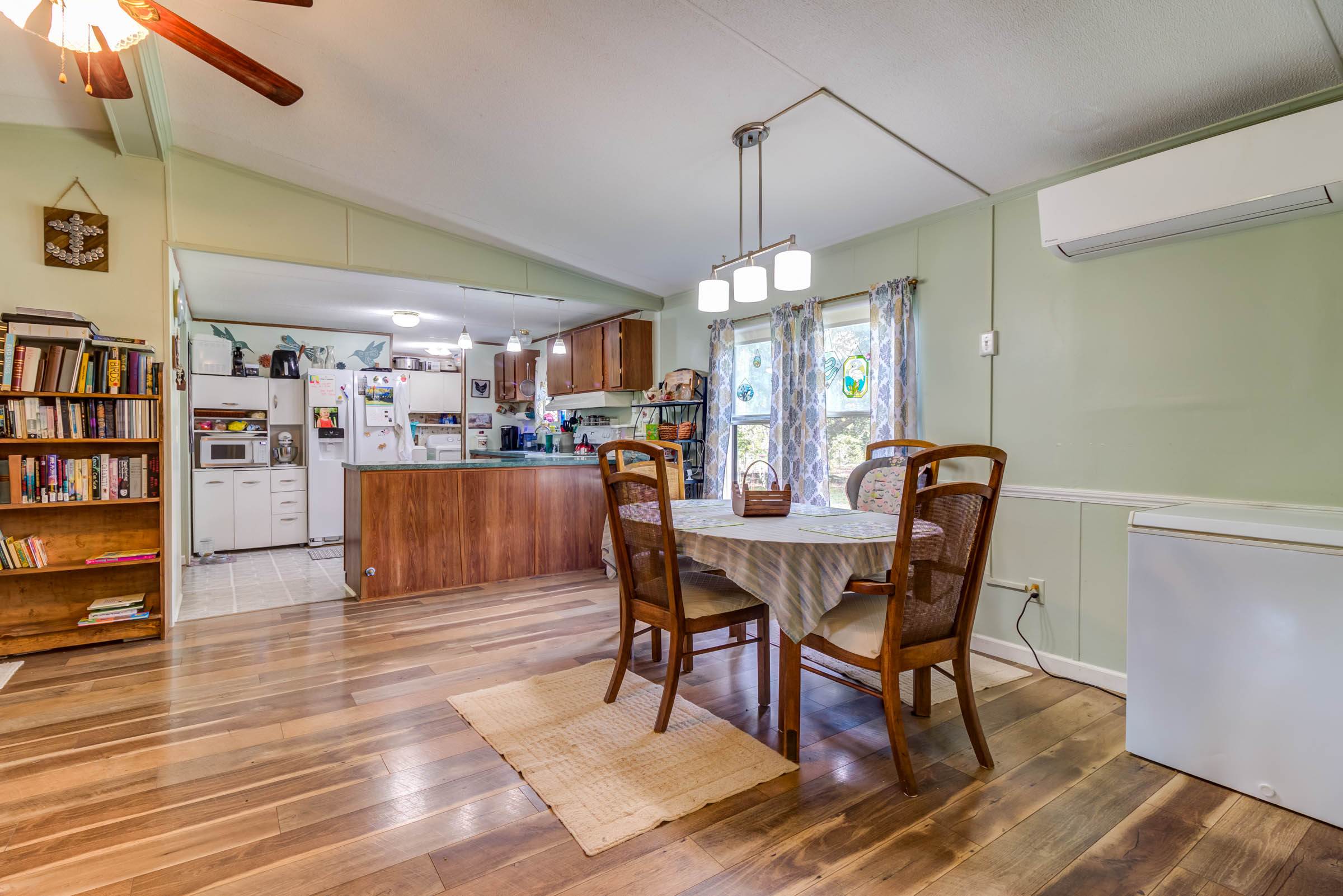 25015 Edgewood Ln, Picayune, MS 39466