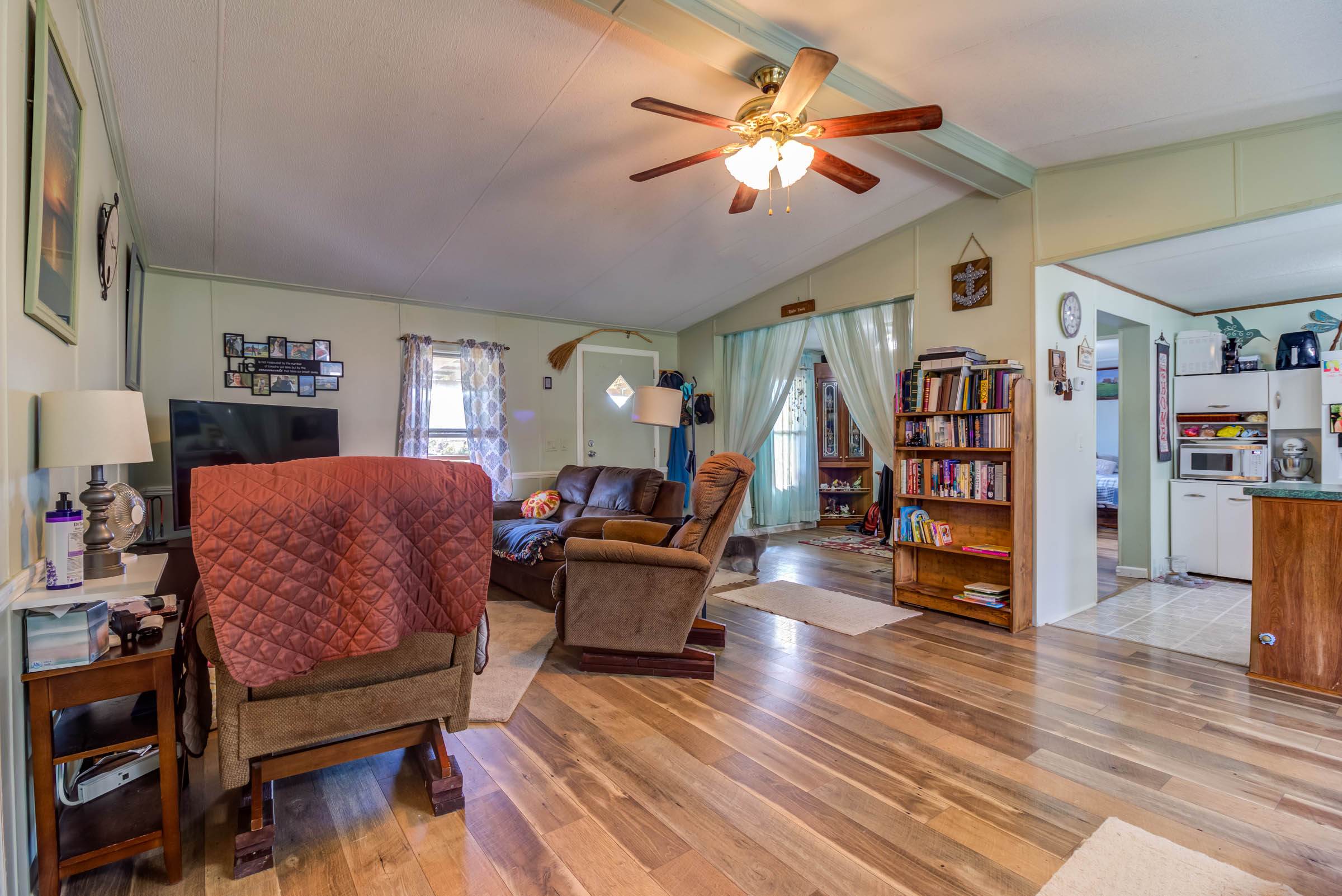 25015 Edgewood Ln, Picayune, MS 39466