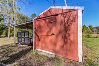 25015 Edgewood Ln, Picayune, MS 39466