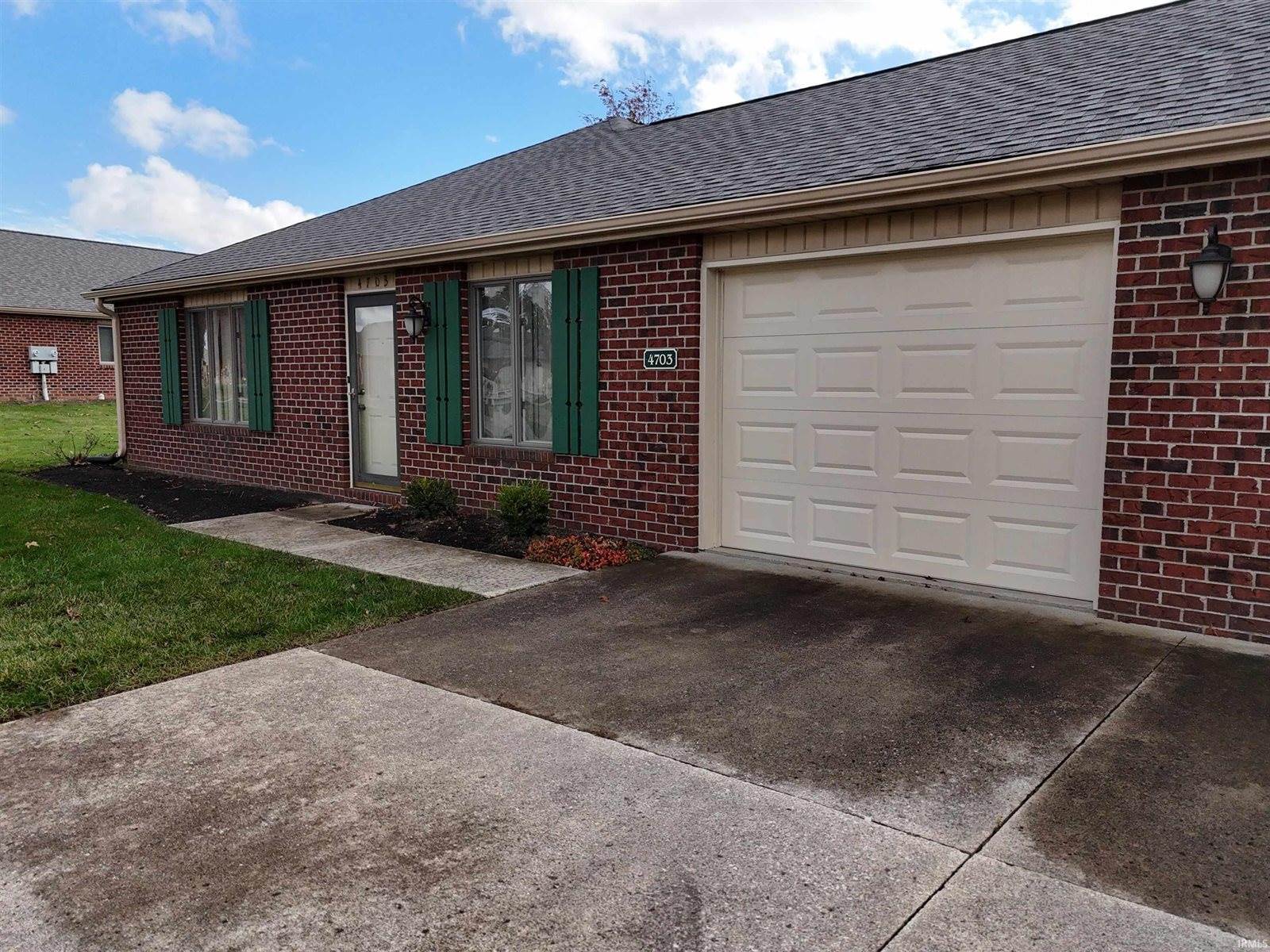 4703 E Heritage Circle, Muncie, IN 47303