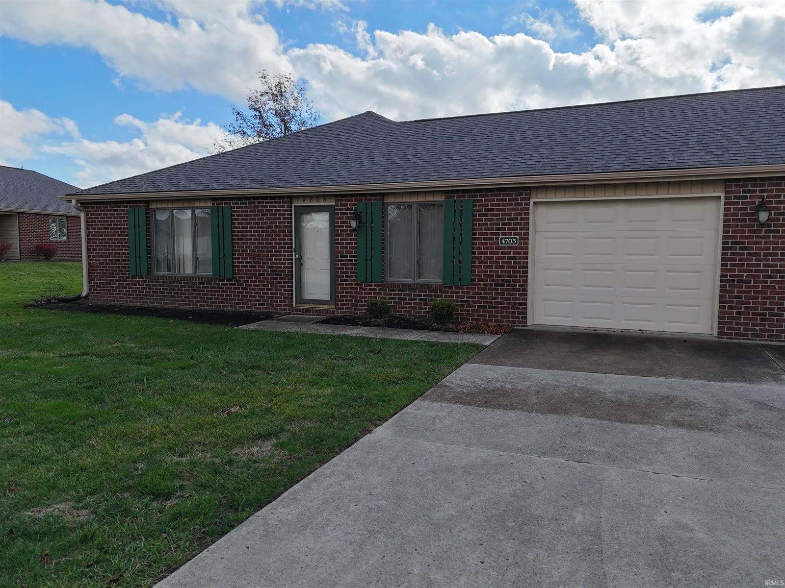 4703 E Heritage Circle, Muncie, IN 47303