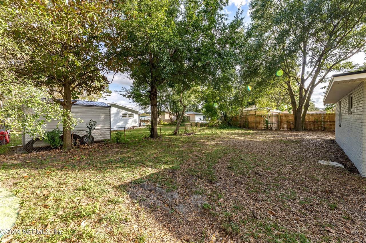 11427 Harlan Drive, Jacksonville, FL 32218