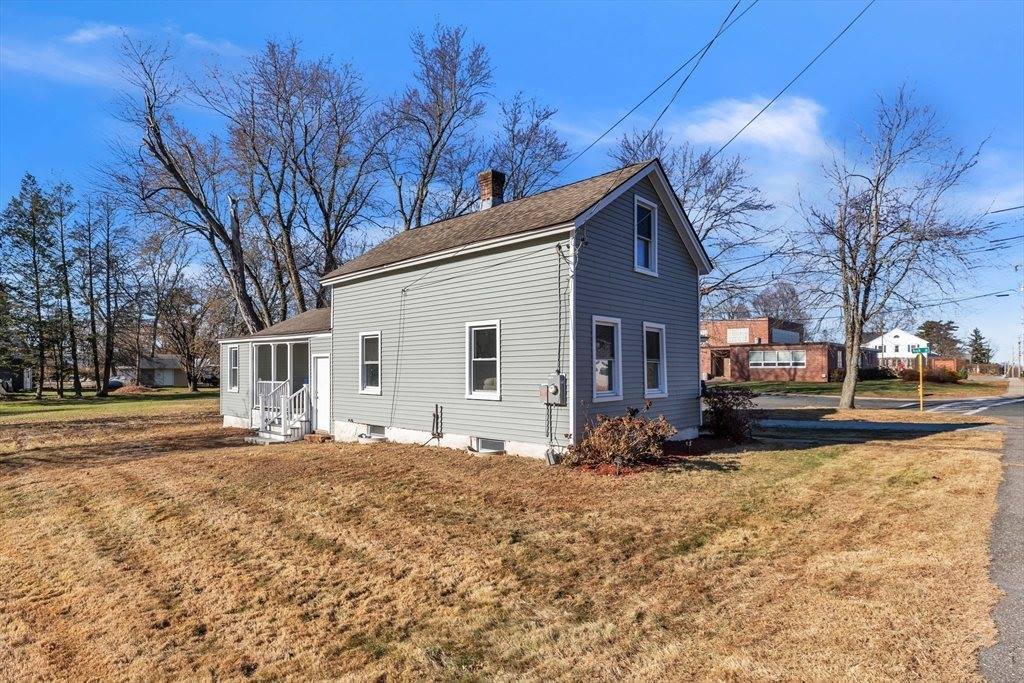 71 Somers Rd, East Longmeadow, MA 01028