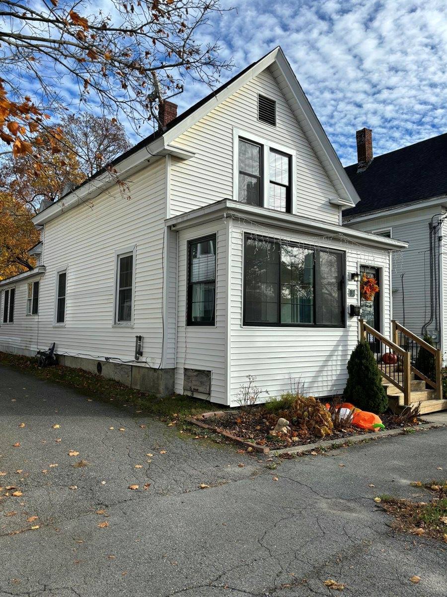 14 7th Street, Bangor, ME 04401