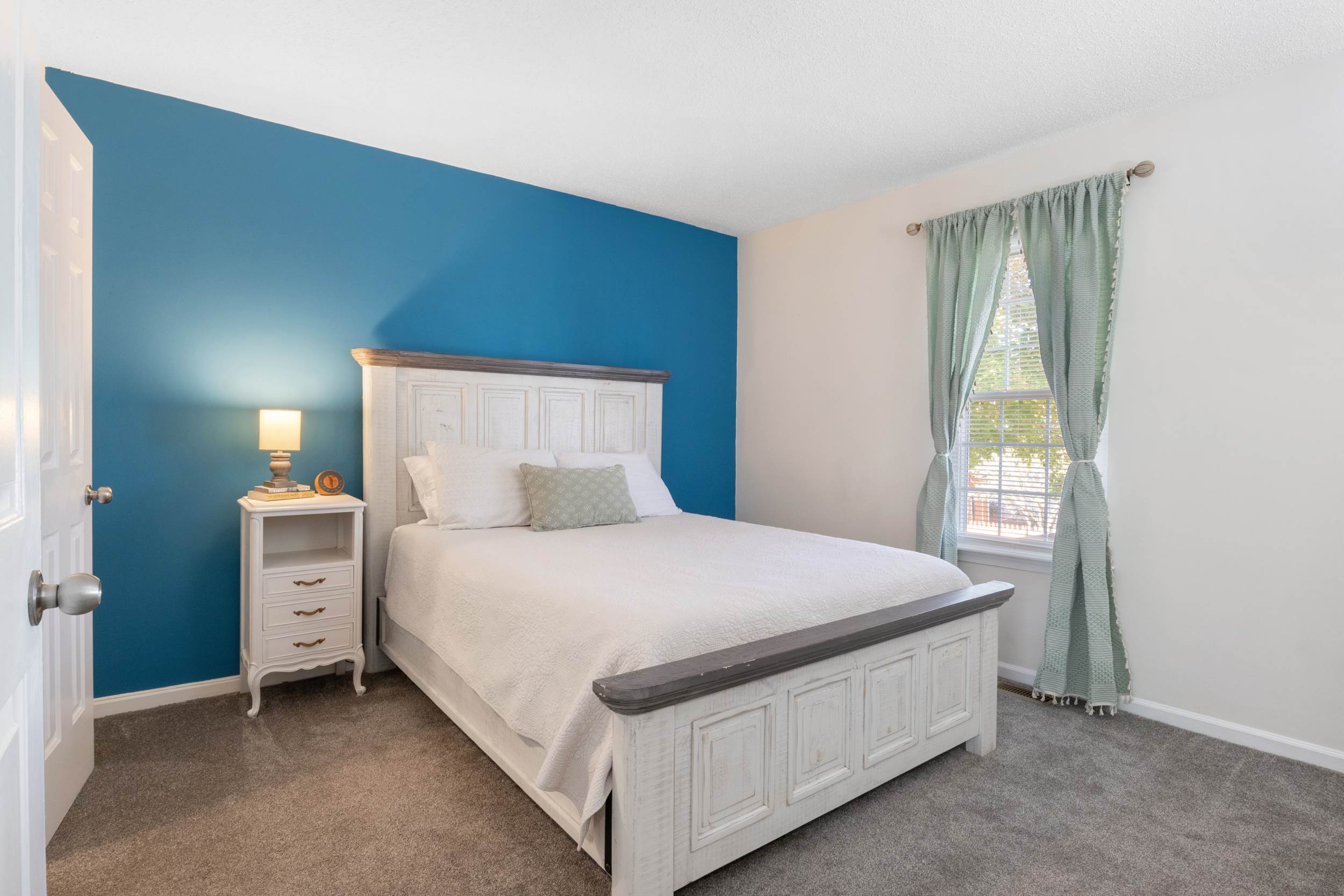 902 Ketch Court, Chesapeake, VA 23320