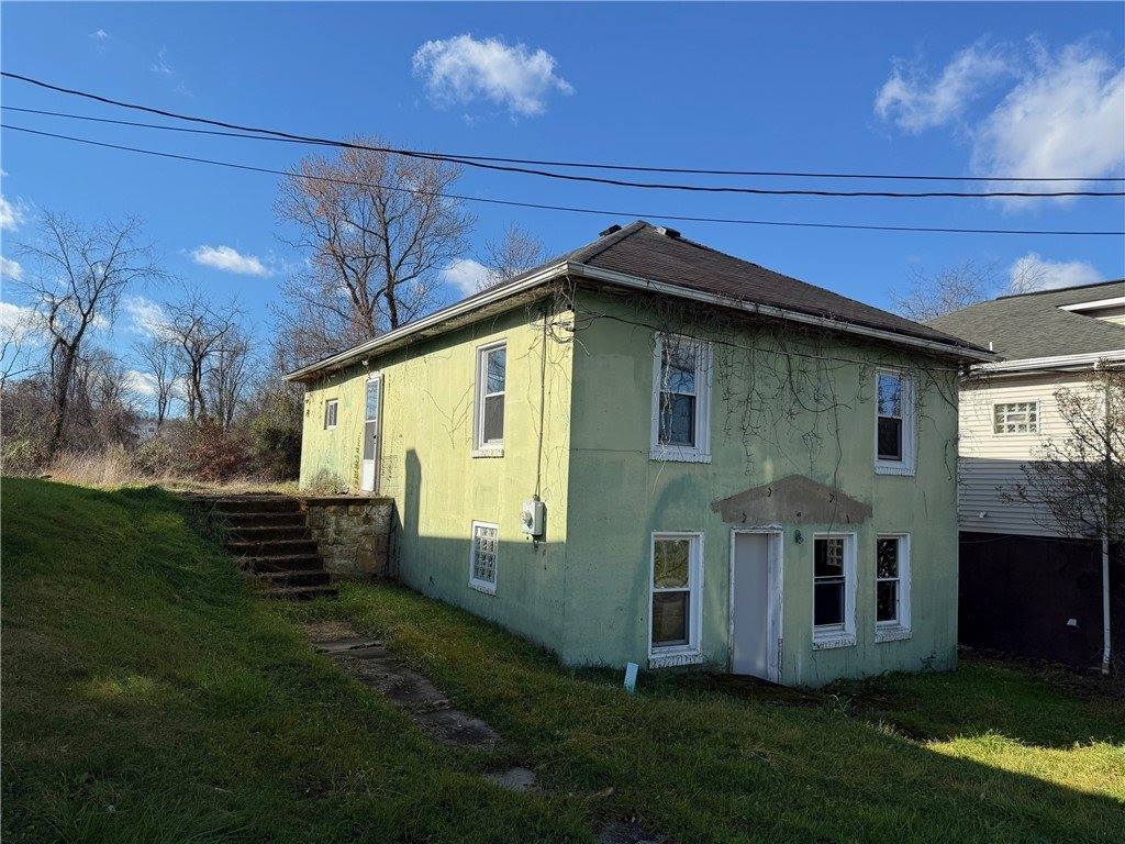 1063 Main St, Redstone Township, PA 15461