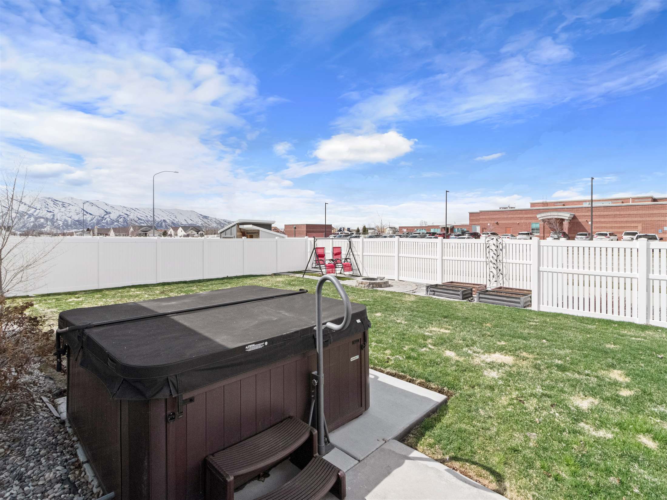 1297 East 330 South, Hyrum, UT 84319