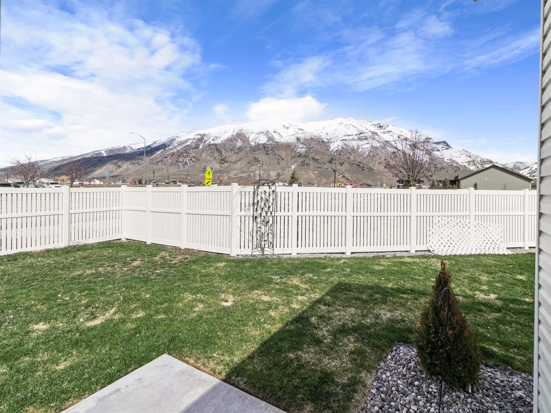 1297 East 330 South, Hyrum, UT 84319