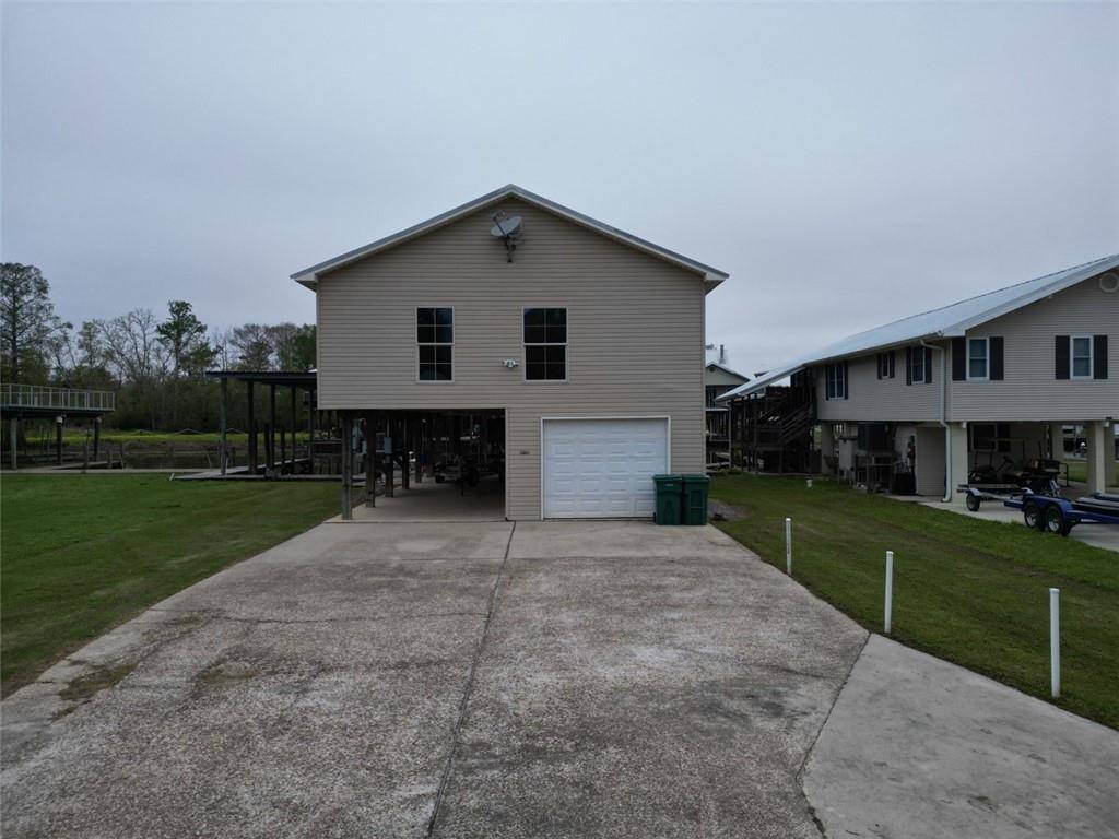 32805 Cypress Drive, Springfield, LA 70462