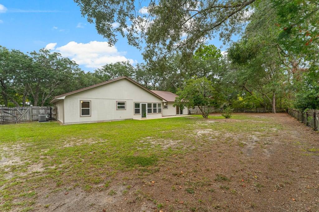 606 E Greenwood Cove, Niceville, FL 32578