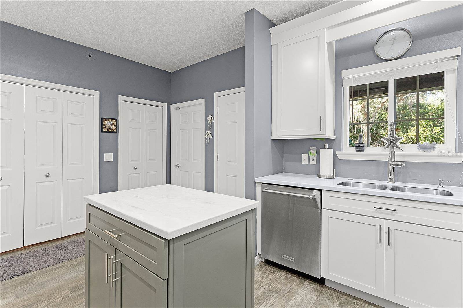 1239 Avenida de Las Casas, The Villages, FL 32159