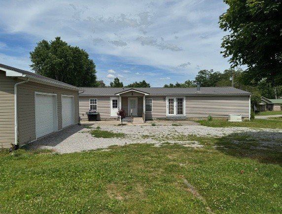 417 N Elm St, Monterey, TN 38574