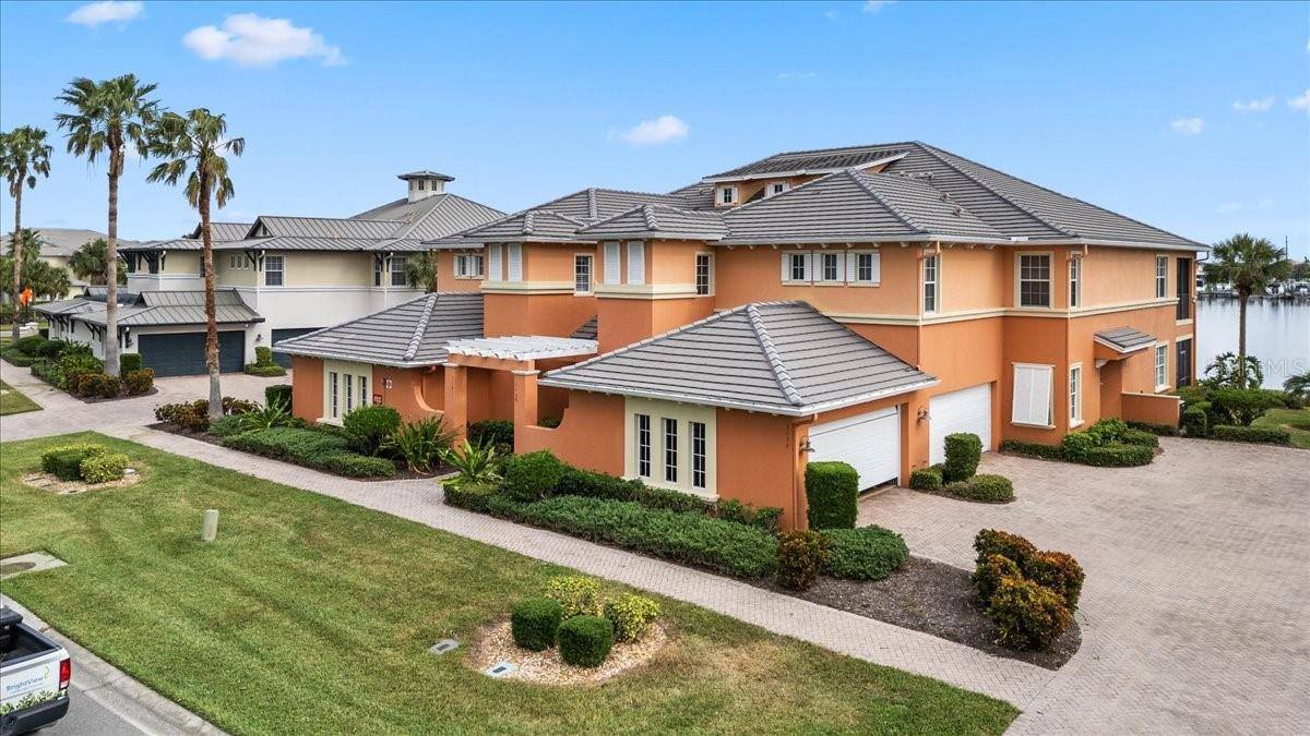 1143 Riverscape Street, Bradenton, FL 34208