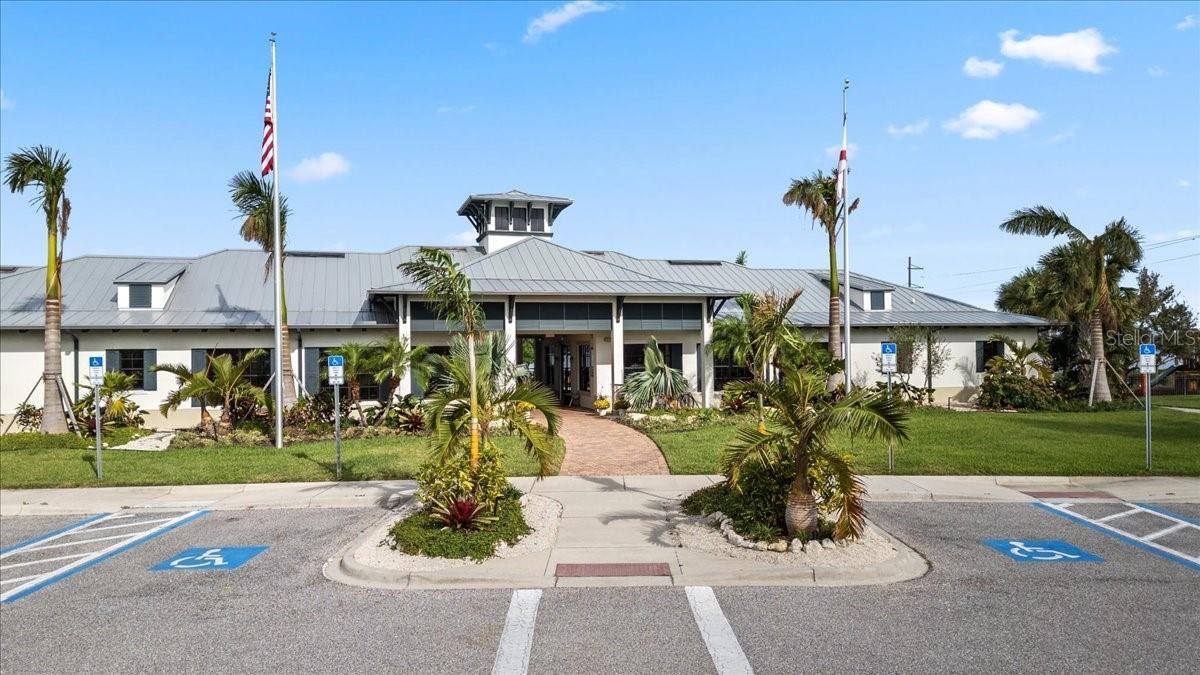 1143 Riverscape Street, Bradenton, FL 34208