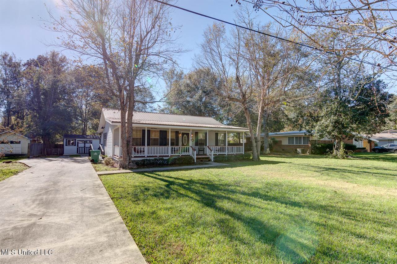 721 Stovall Avenue, Picayune, MS 39466